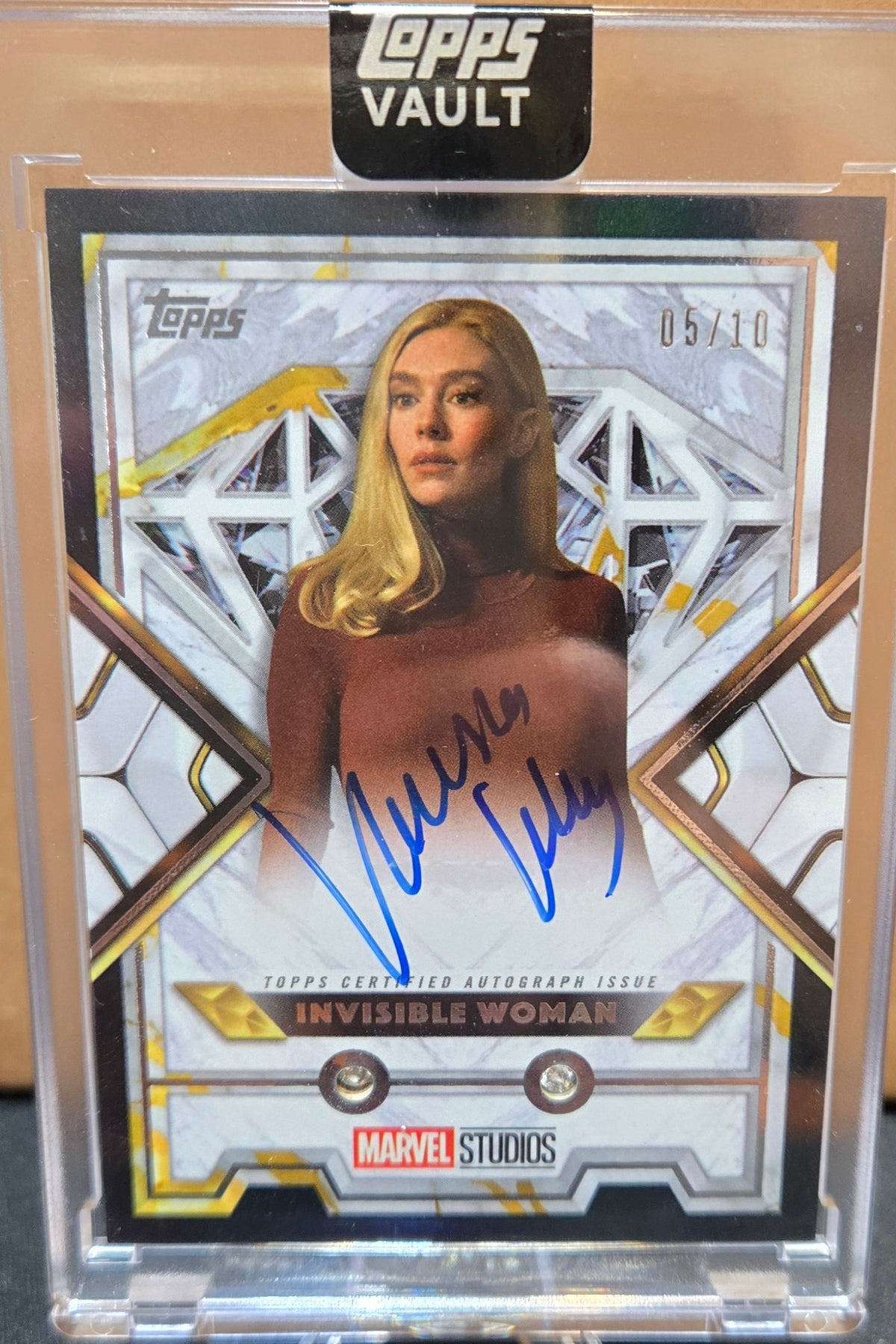 2026 Topps Marvel Vault #DA-VK Diamond On Card Autograph Vanessa Kirby /10